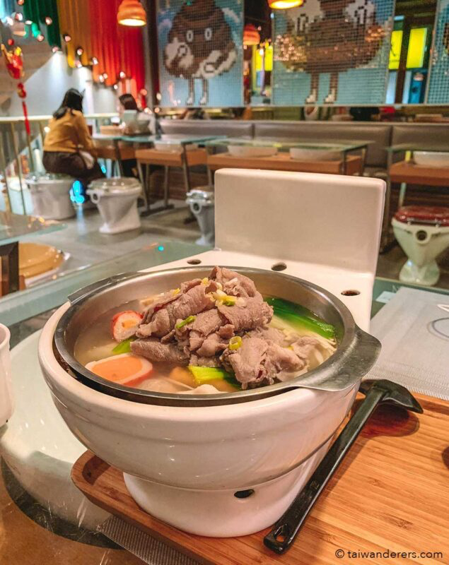 Modern Toilet Restaurant